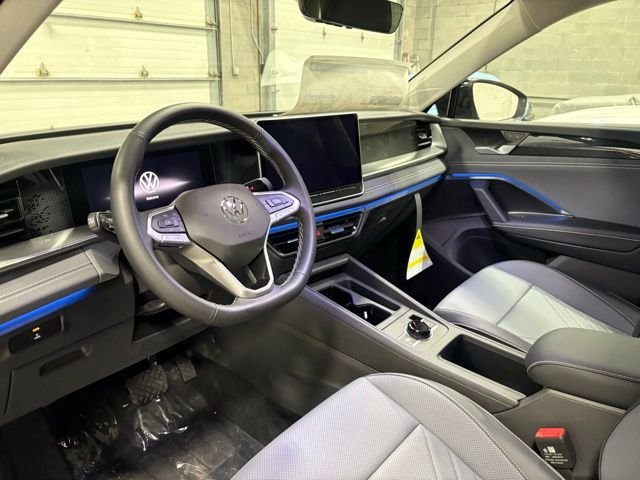 New 2026 Black Volkswagen 2.0T SE image 9