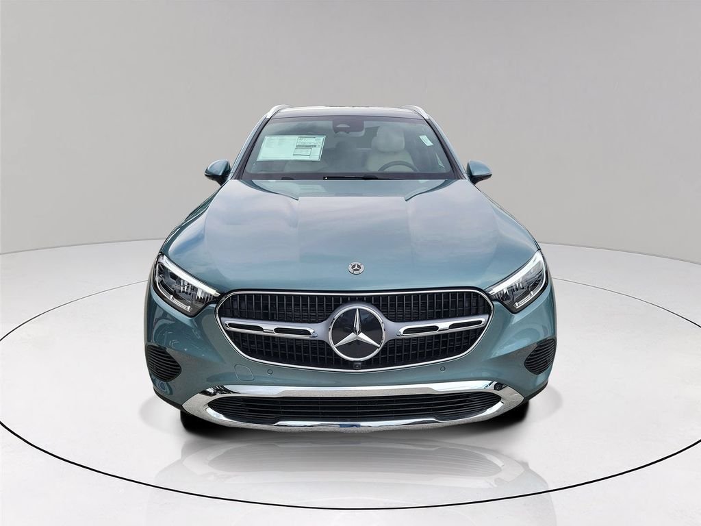 New 2027 Verde Silver Metallic Mercedes-Benz GLC 300 image 2