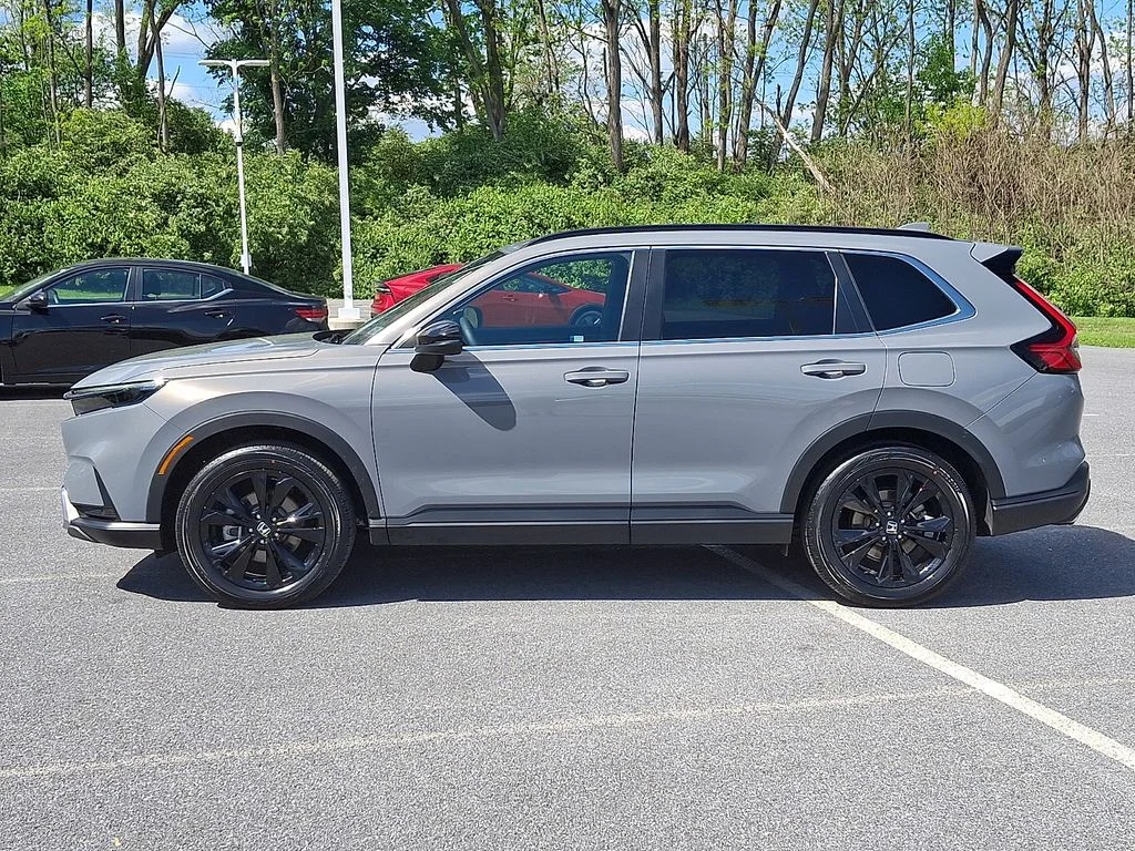 Used 2025 Gray Honda Sport Touring image 7