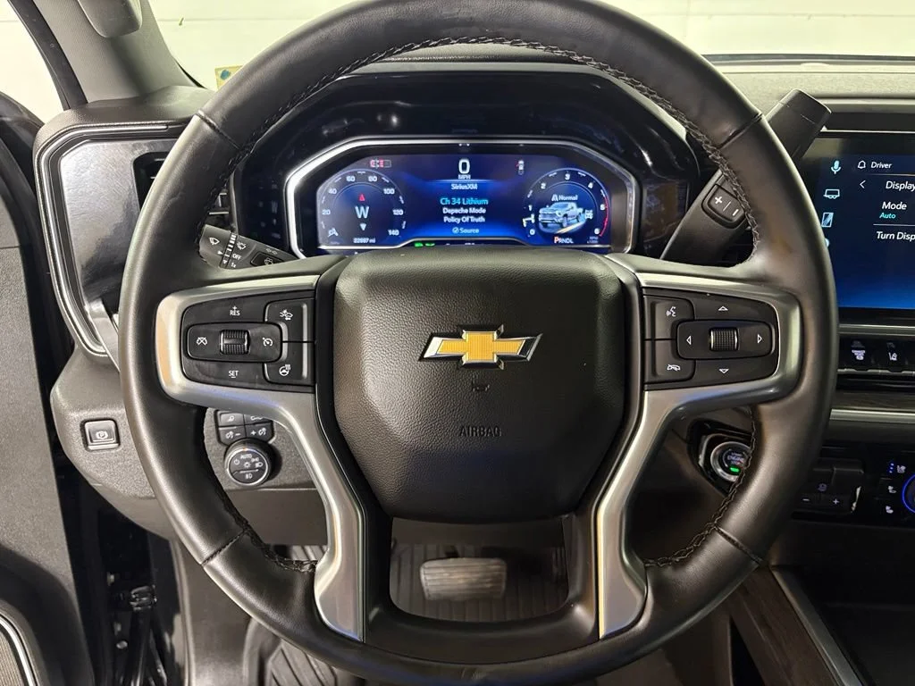 Used 2025 Black Chevrolet LTZ image 25