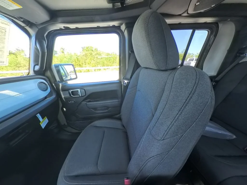2025 Jeep Gladiator Sport S - Photo 26