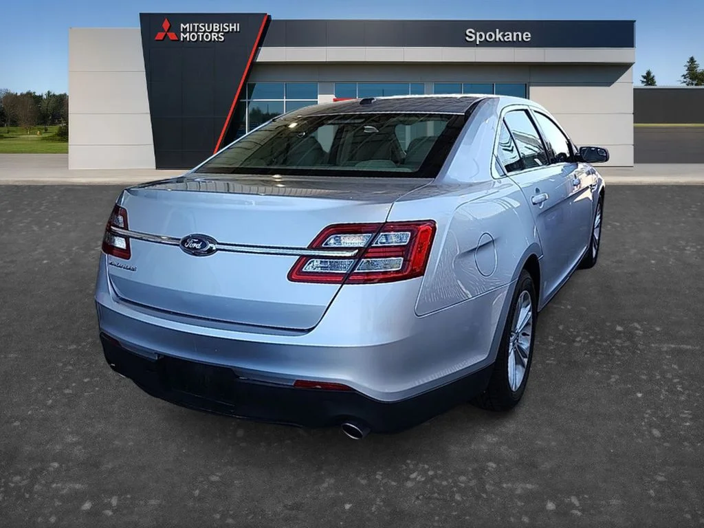 Used 2018 Ingot Silver Metallic Ford SE image 4