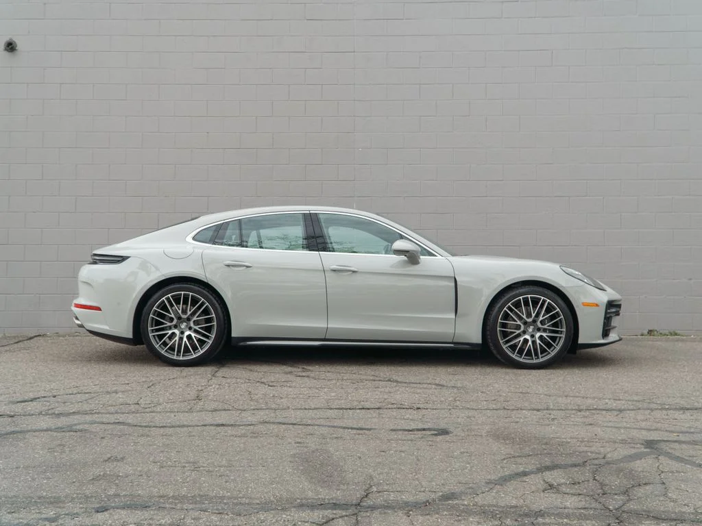 Used 2026  Porsche 4 image 8