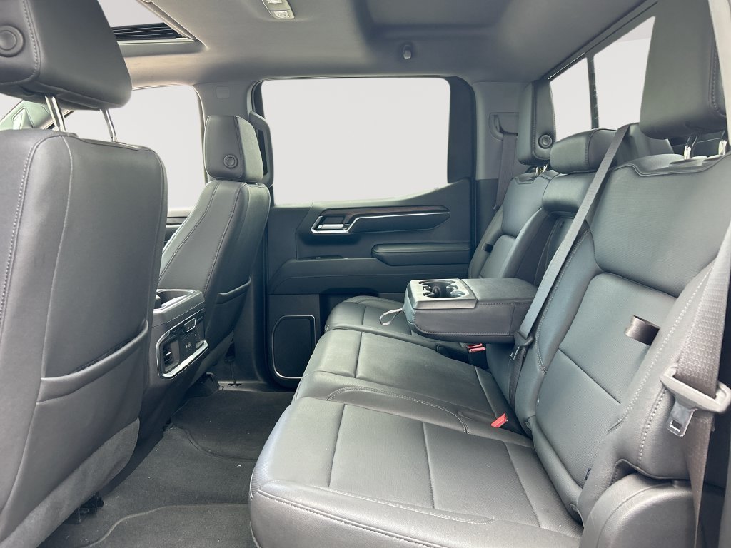 Used 2023 Red GMC SLT image 28