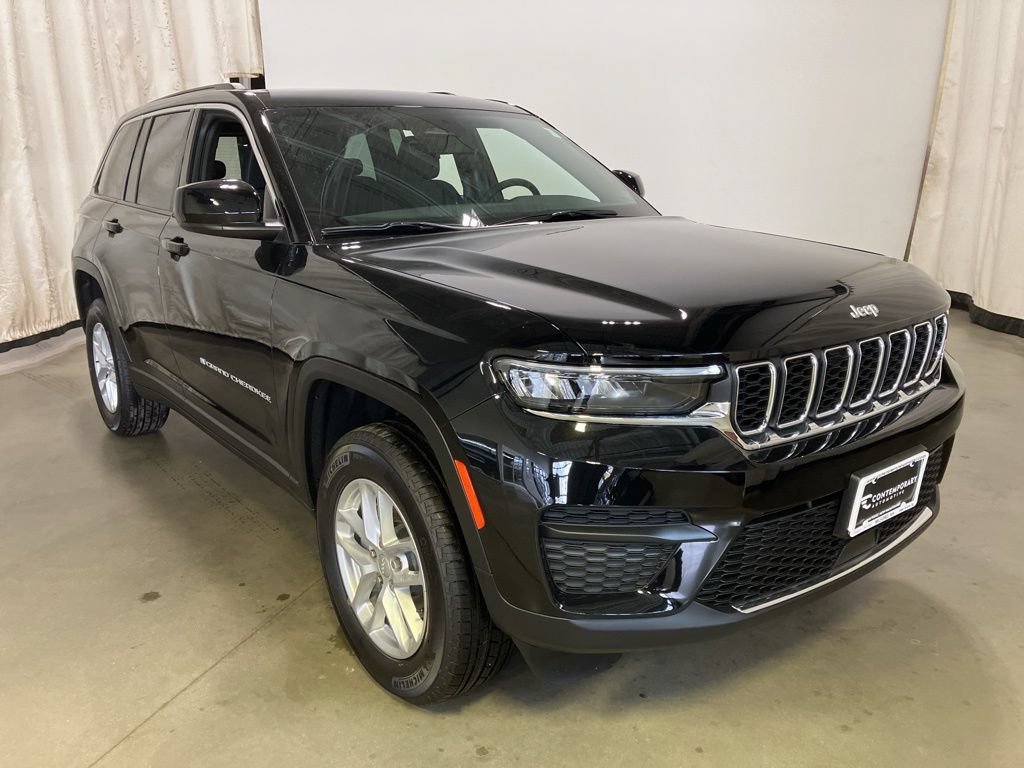 2025 Jeep Grand Cherokee Laredo X 4x4's photo