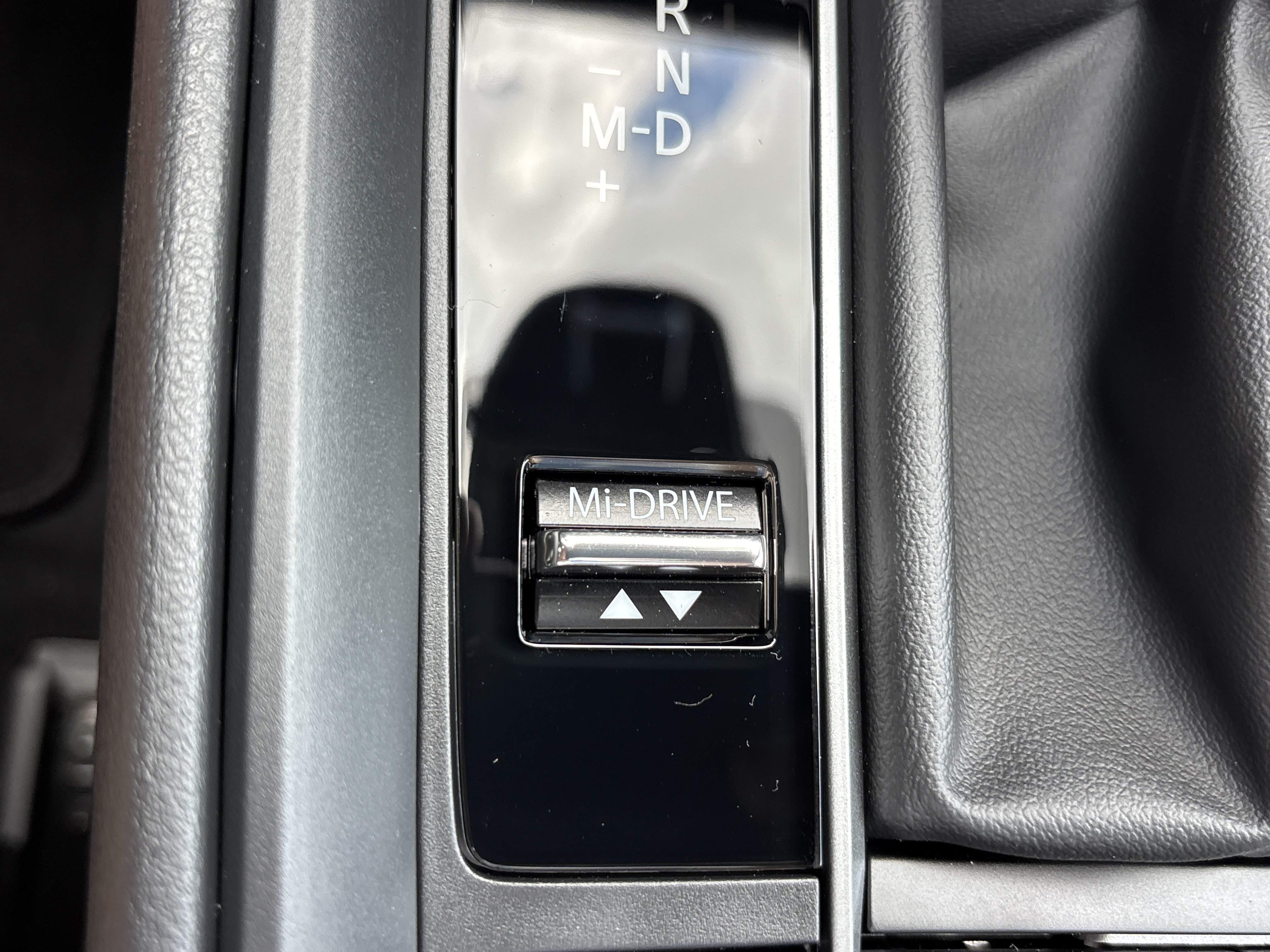 New 2026 Zircon Sand Metallic Mazda 2.5 S Meridian Edition AWD image 36