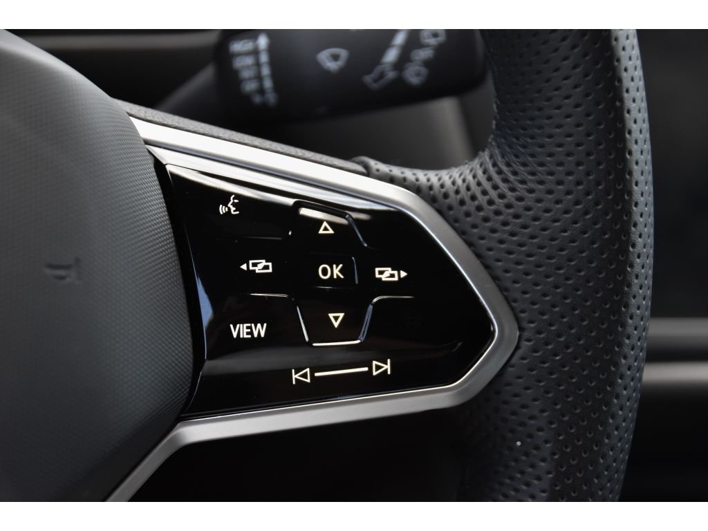 Used 2022 Deep Black Pearl Volkswagen SE R-Line Black image 36