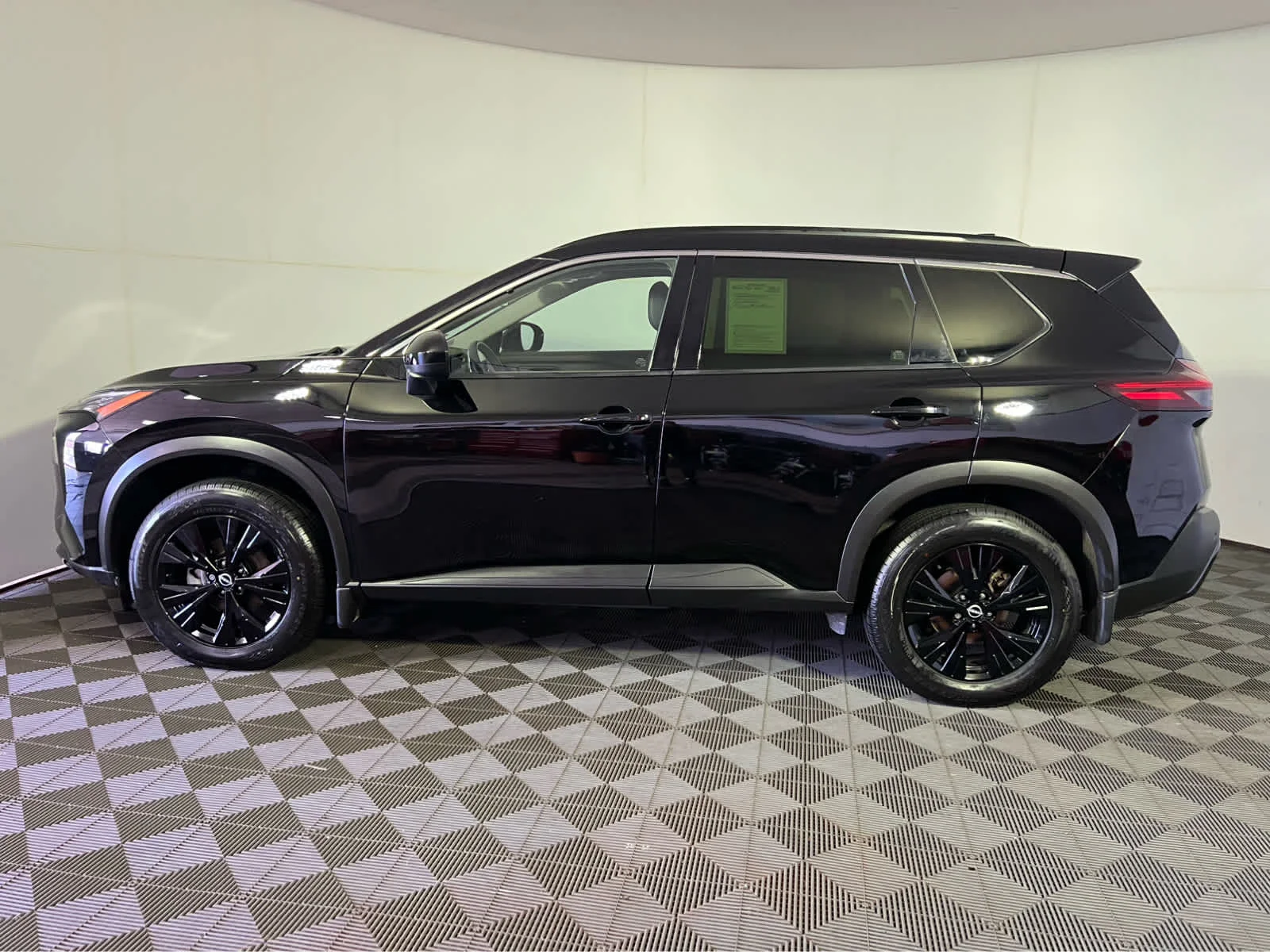 Certified Used 2023 Super Black Nissan SV image 4