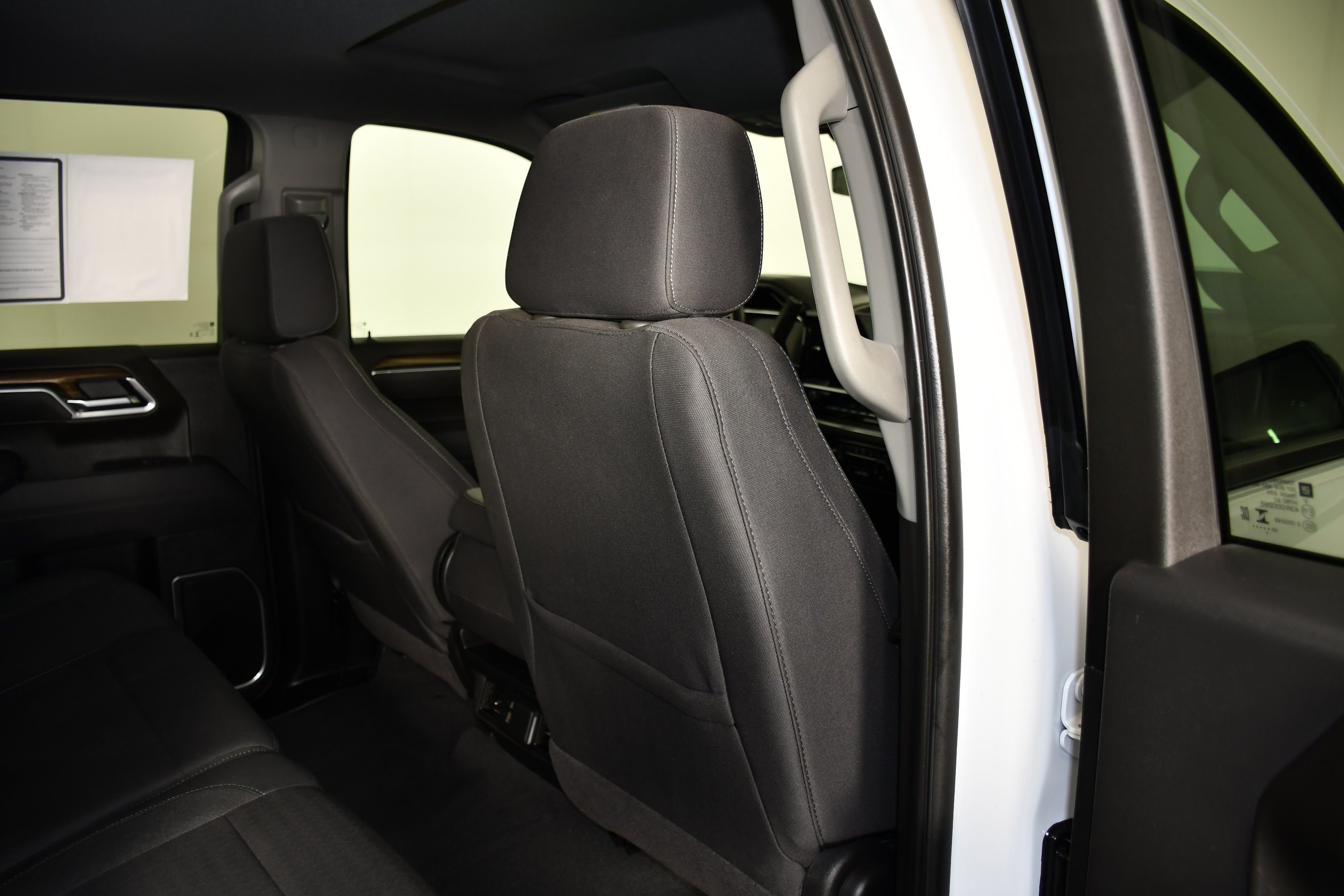 Used 2026 Summit White Chevrolet LT image 45