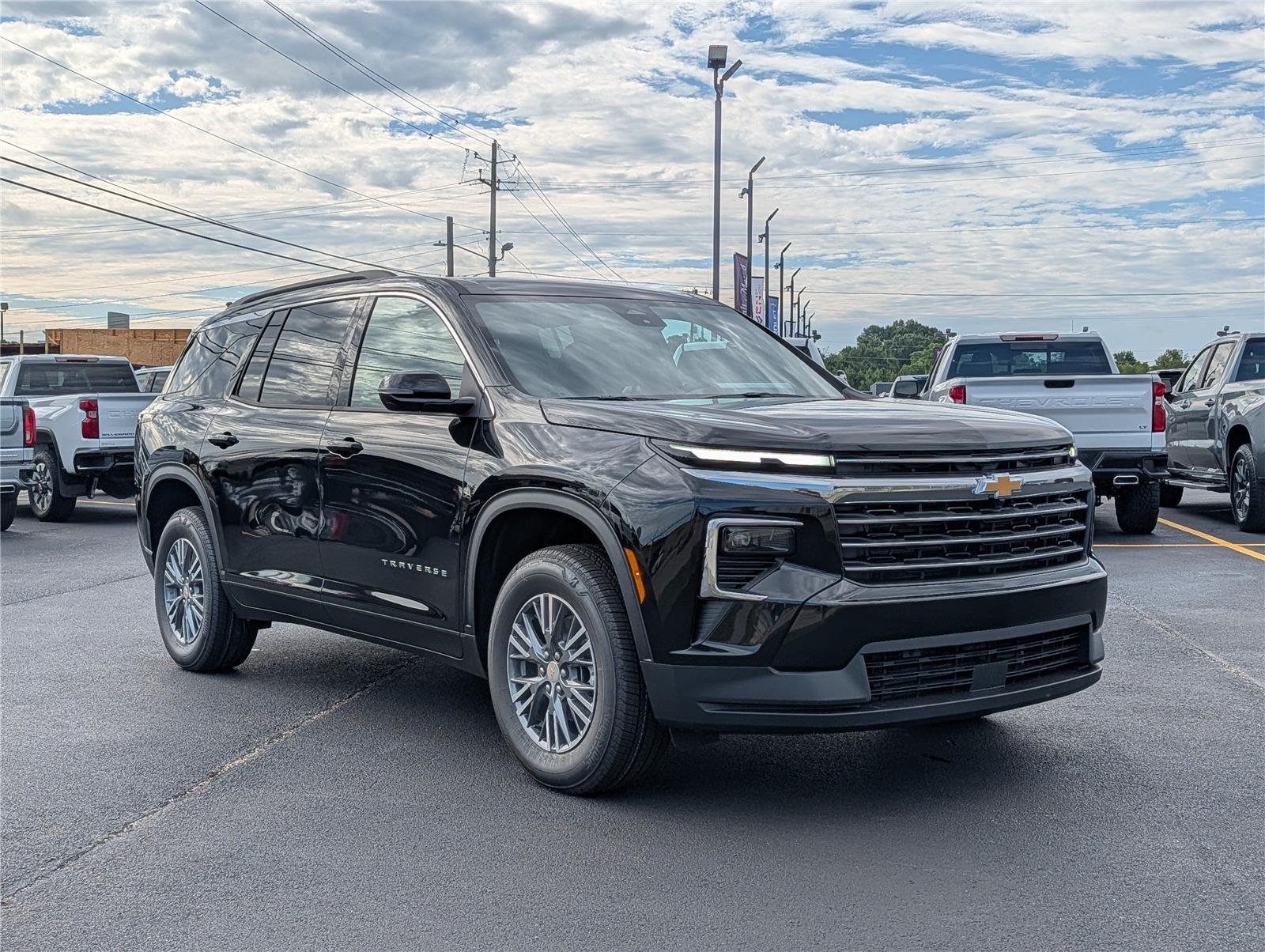 2026 Chevrolet Traverse LT - Photo 7