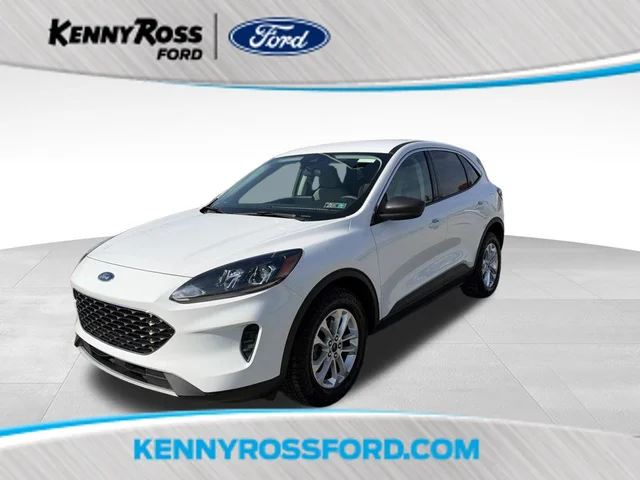 Pre-Owned 2022 Ford Escape SE