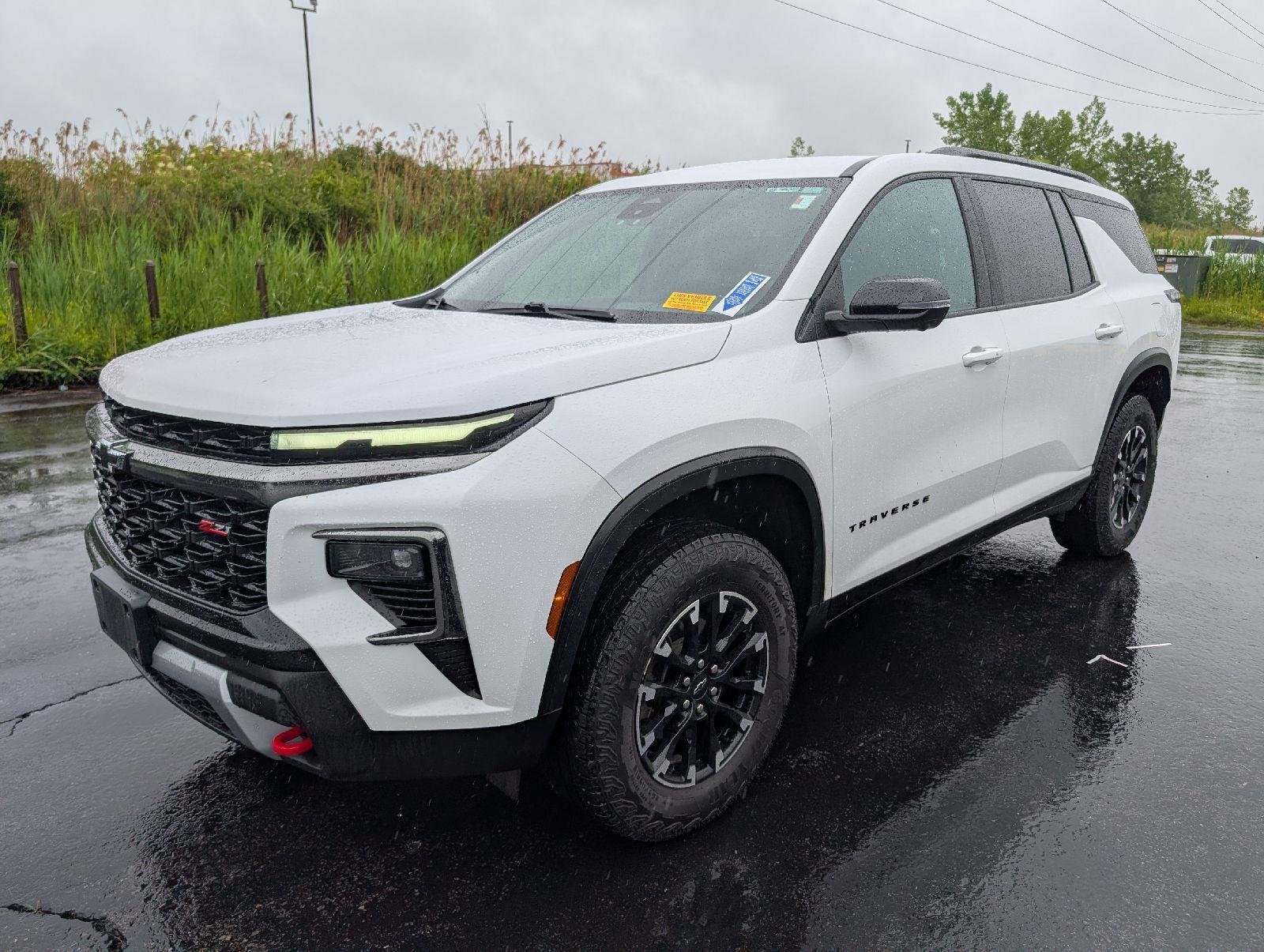 Used 2024 Summit White Chevrolet AWD Z71 image 4