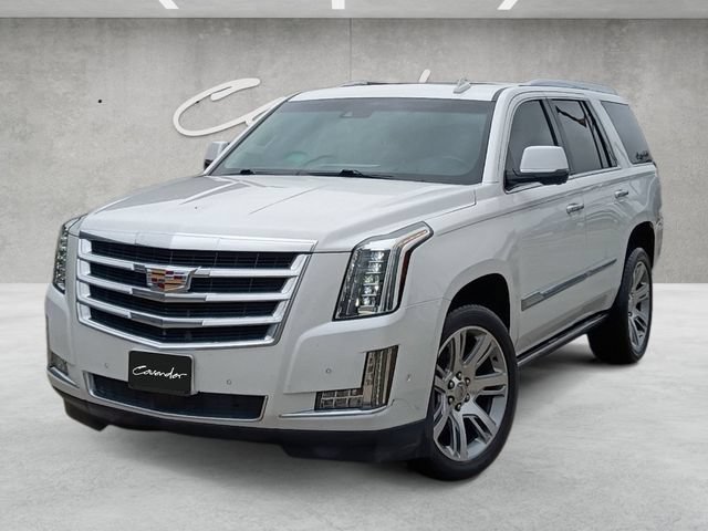 Used 2017 CRYSTAL WHITE TRICOAT Cadillac Premium Luxury image 1
