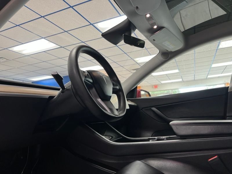 Used 2021 Red Tesla Long Range image 21
