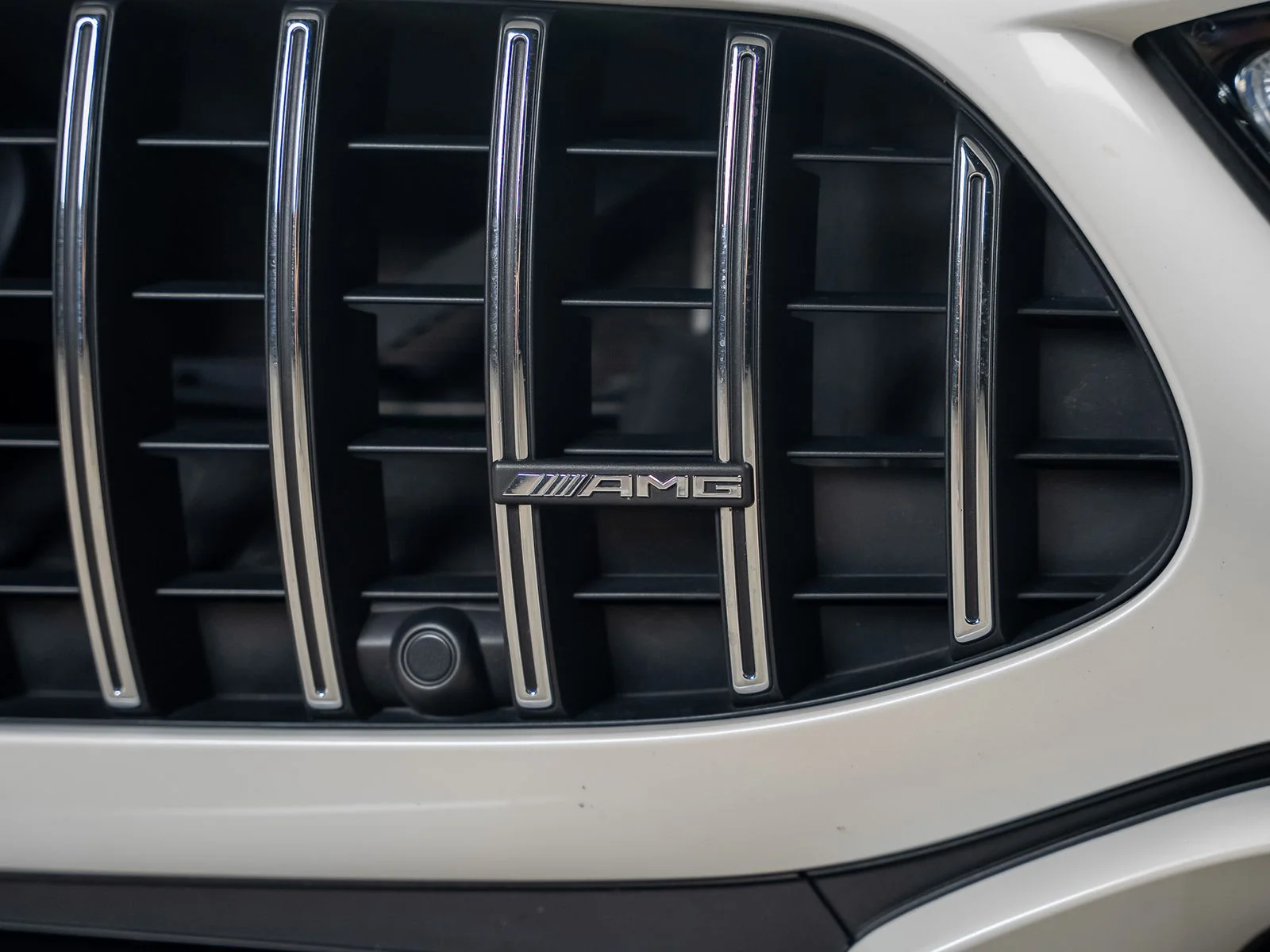 Used 2020 White Mercedes-Benz Base image 12