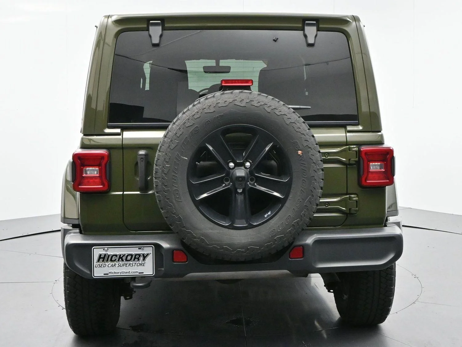 Used 2022 Sarge Green Clearcoat Jeep Unlimited Sahara Altitude image 6