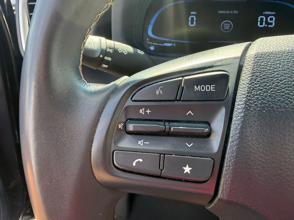 Used 2023 White Hyundai Limited image 18