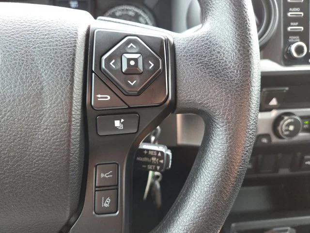 Used 2021 White Toyota SR image 29