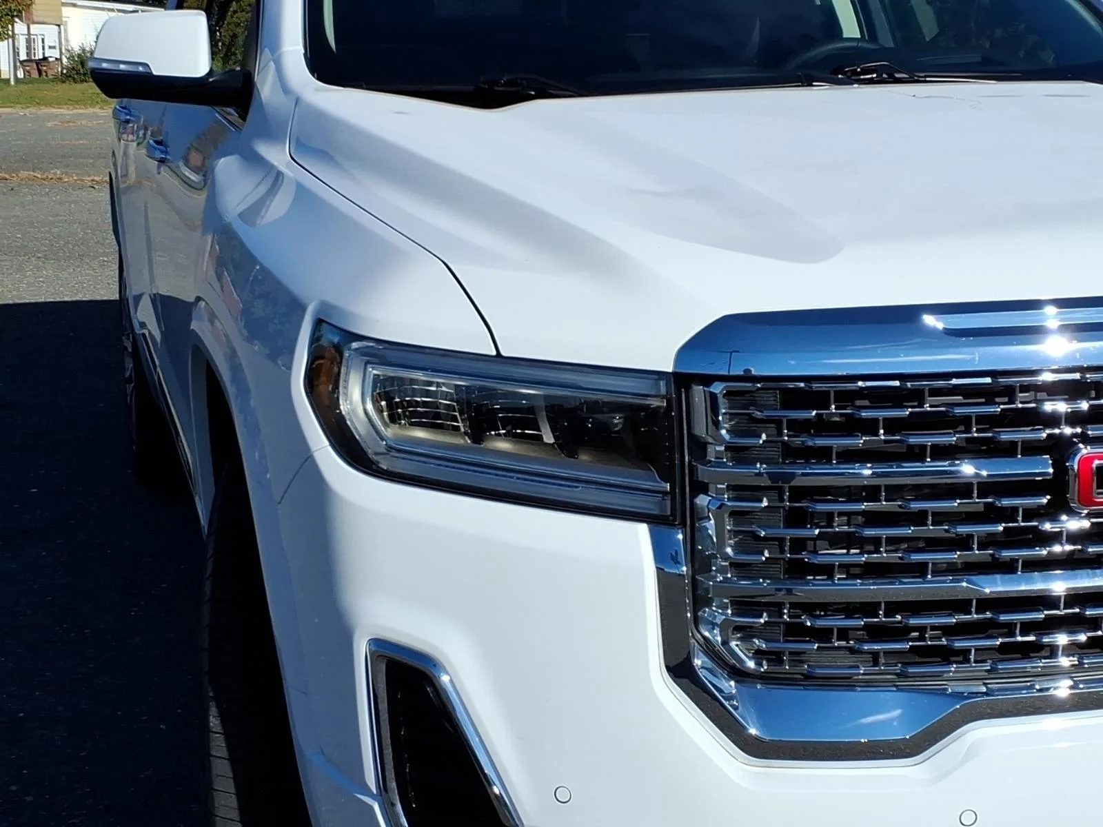 Used 2023 Summit White GMC Denali image 16