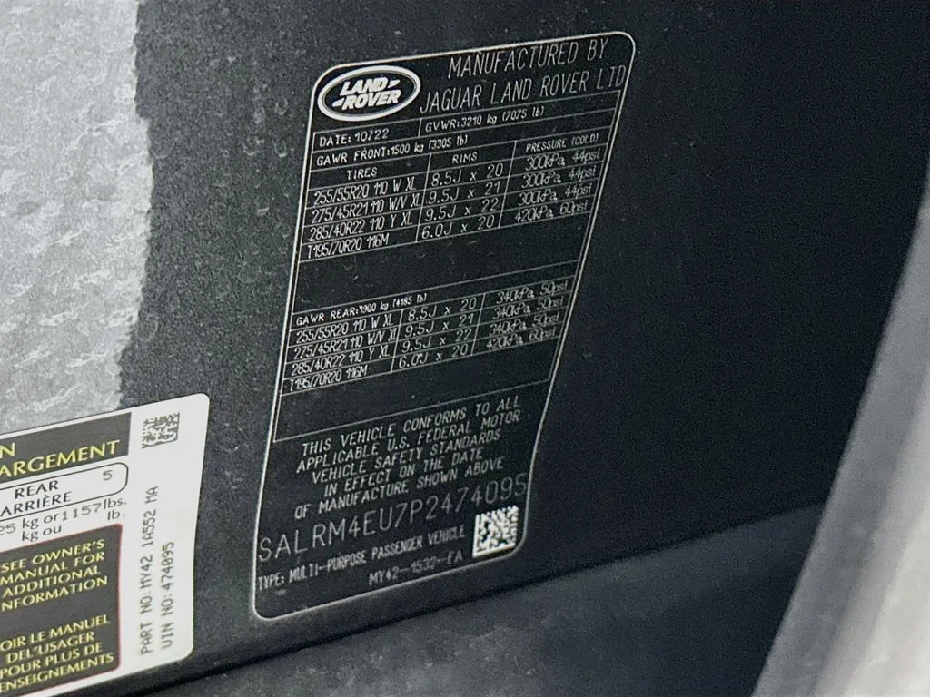 Used 2023  Land Rover HSE R-Dynamic image 36