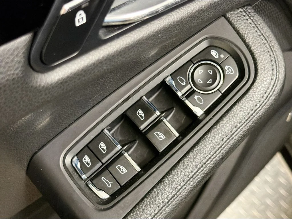 Certified Used 2020 Volcano Grey Metallic Porsche  image 19