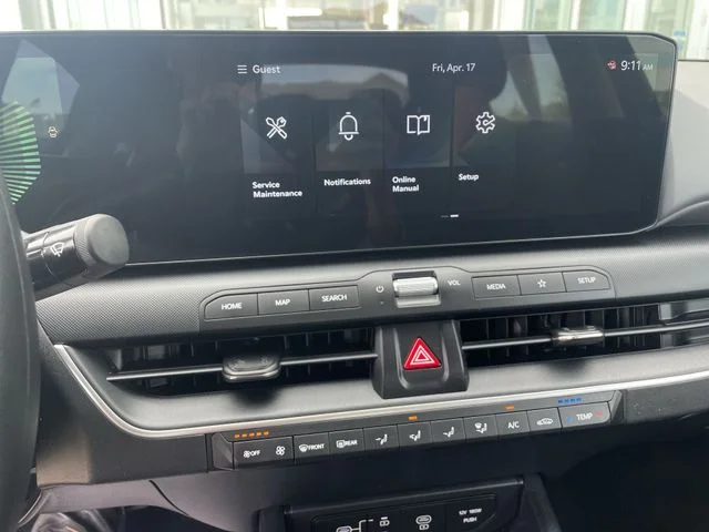 2025 Kia K4 LXS - Photo 24