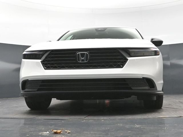 New 2026 Platinum White Pearl Honda SE image 34