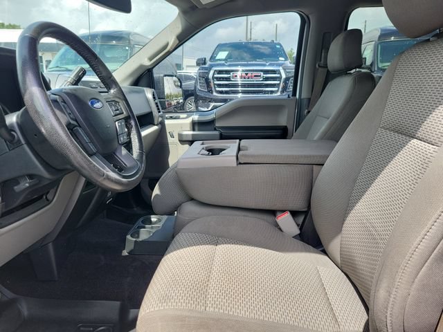 Used 2016 White Ford XL image 5