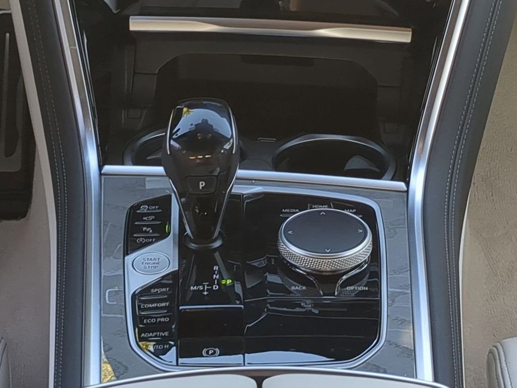 New 2026 White Metallic BMW 840 image 19