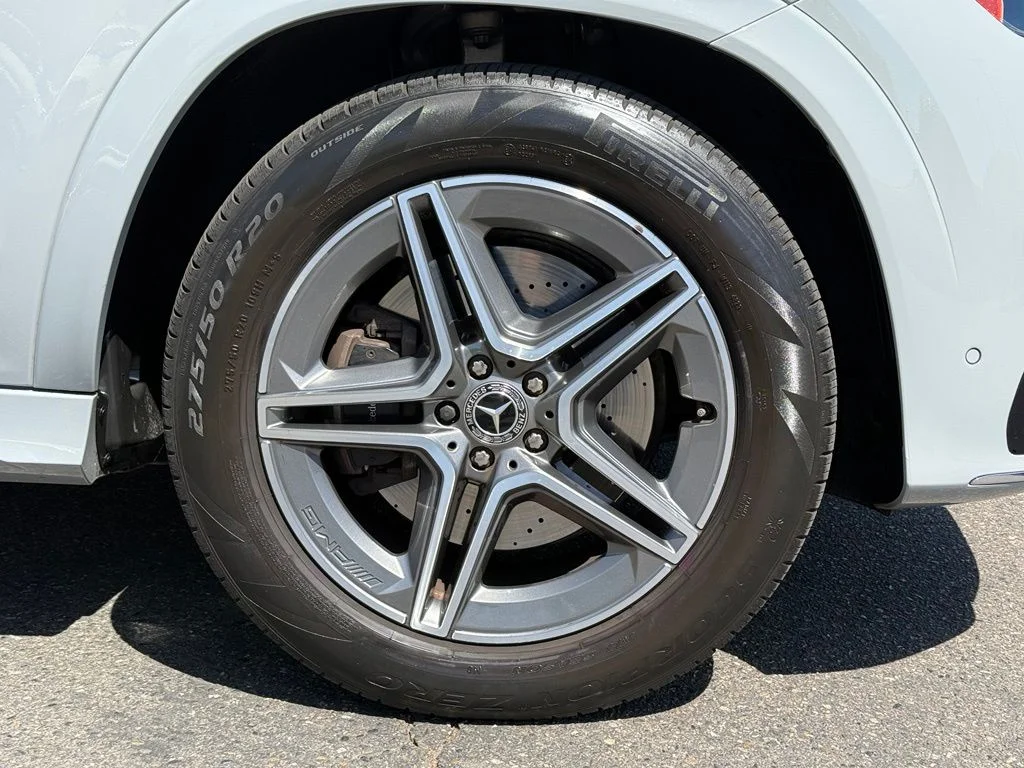 Certified Used 2024 Gray Mercedes-Benz GLE 450 image 17