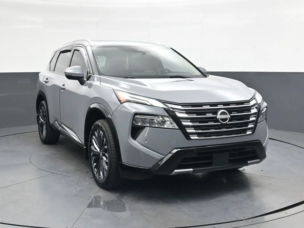 Used 2024 Gray Nissan Platinum image 2