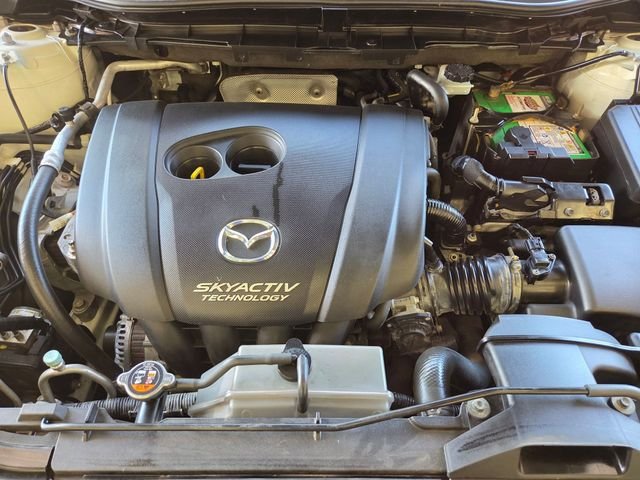 Used 2014 White Mazda Grand Touring image 30