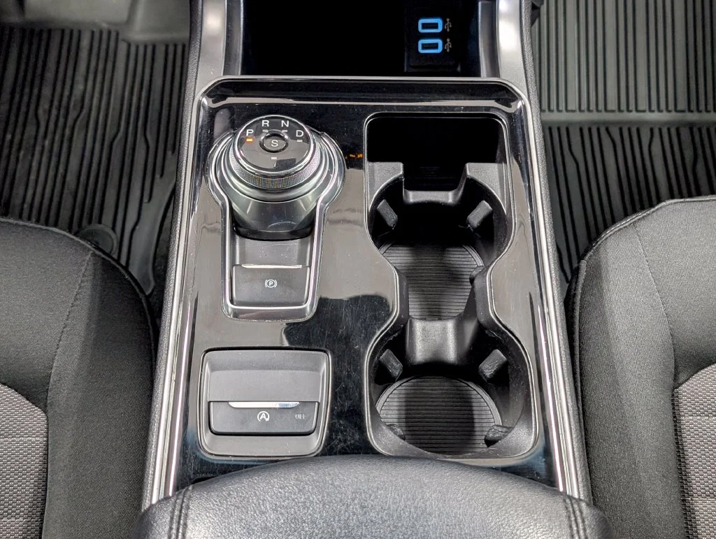 Certified Used 2020 Atlas Blue Metallic Ford SE image 7