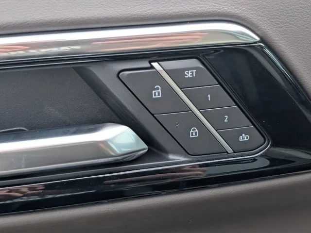 New 2027 Sterling Gray Metallic Chevrolet LT image 16