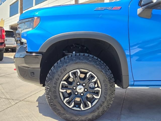2025 Chevrolet Silverado 1500 ZR2 - Photo 9
