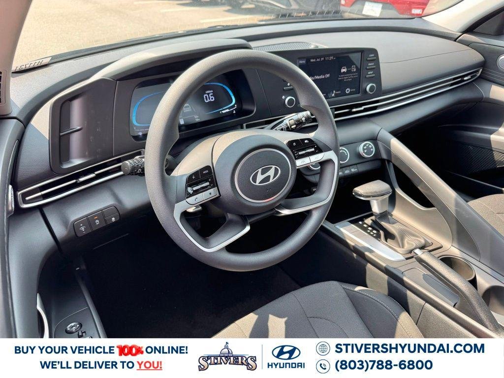New 2026 Gray Hyundai SE image 3