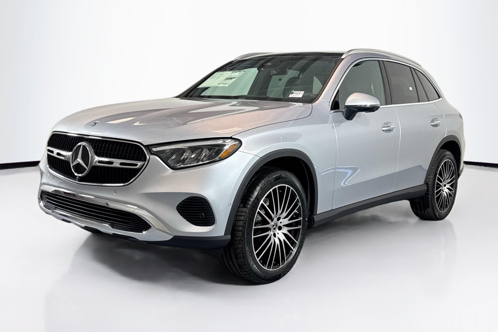 New 2026 Cirrus Silver Metallic Mercedes-Benz GLC 300 image 1