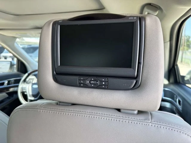 Used 2018 Silver Ford Platinum image 21
