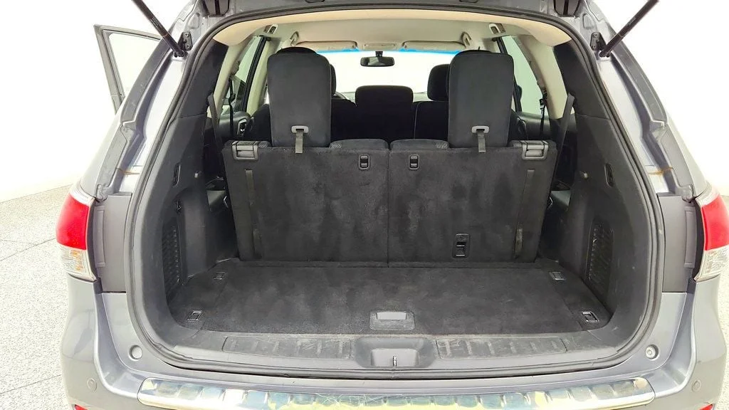 Used 2016 Gun Metallic Nissan 4WD 4dr SV image 21