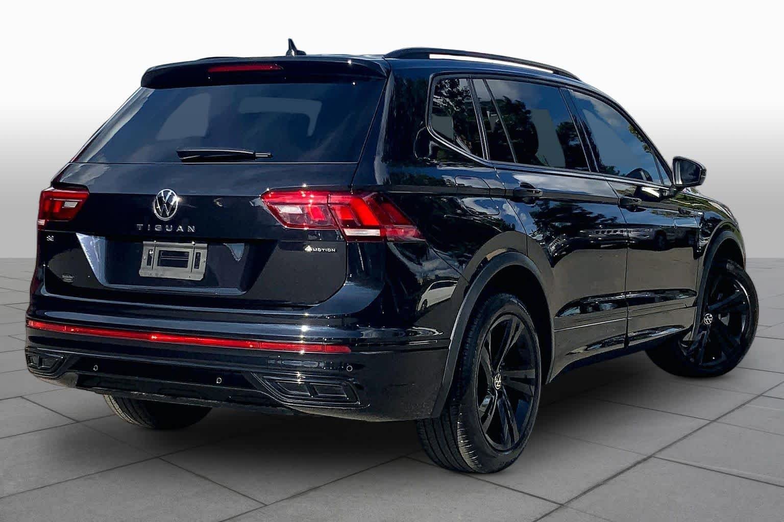 Used 2024 Deep Black Pearl Volkswagen SE R-Line Black image 13