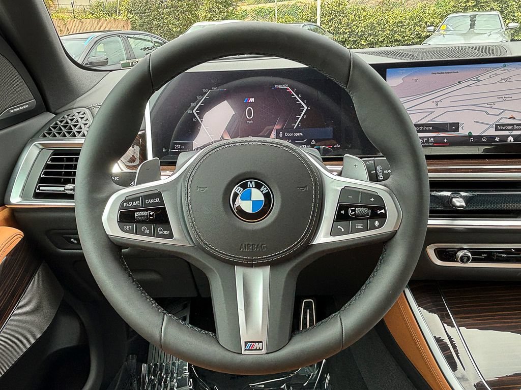 New 2026 Dravit Grey Metallic BMW xDrive40i image 15