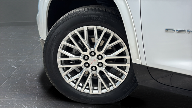 Used 2024 White Frost Tricoat GMC Denali image 37