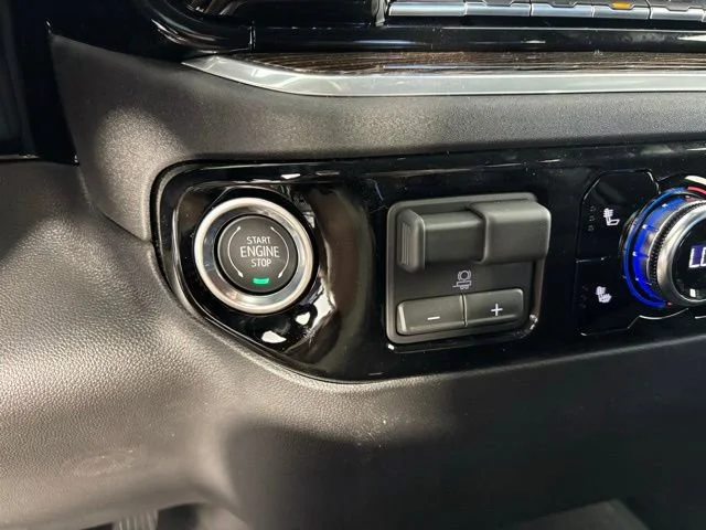 New 2026 Sterling Metallic GMC SLE image 27