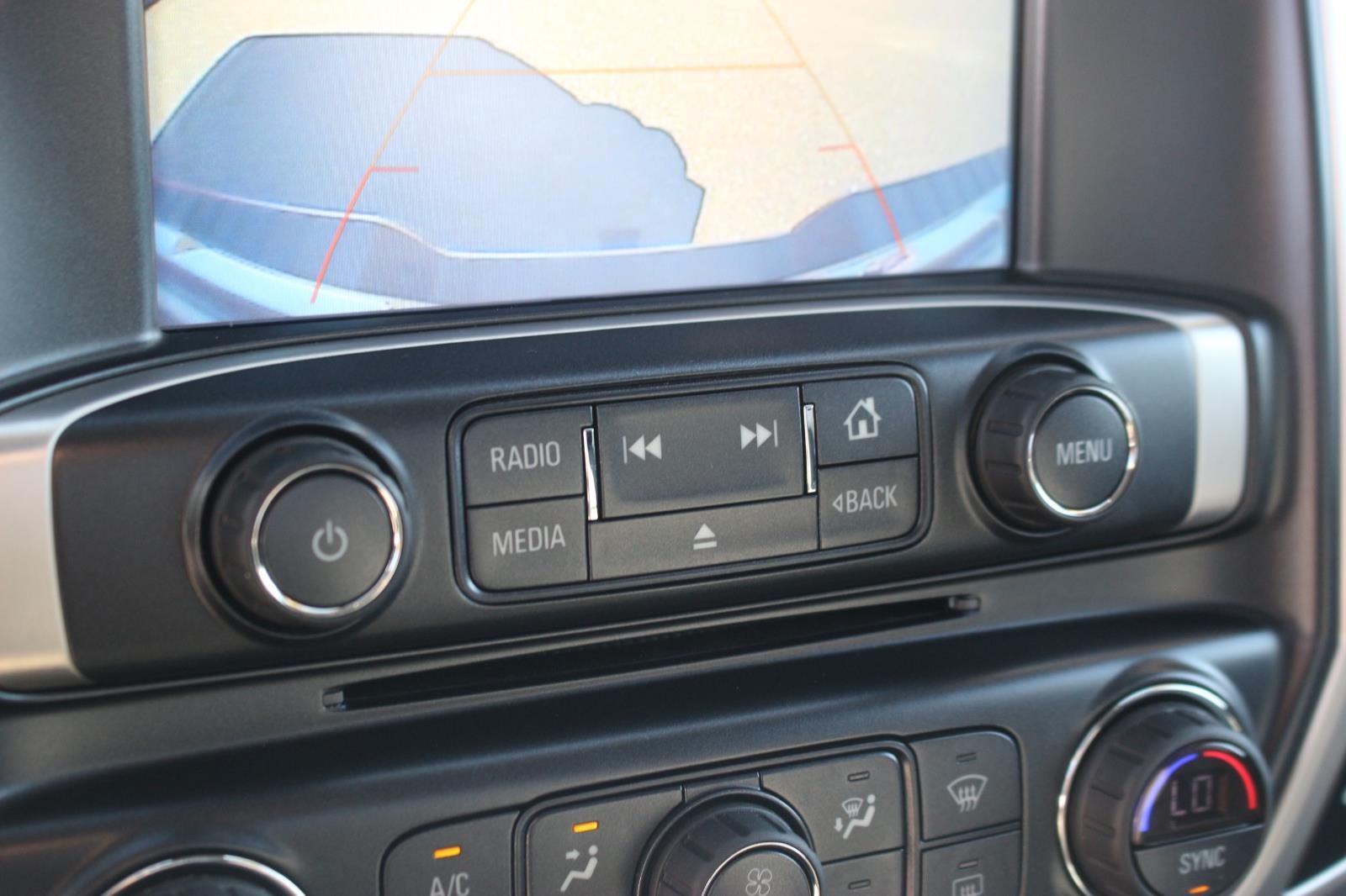 Used 2018 SUMMIT WHITE GMC SLT image 26