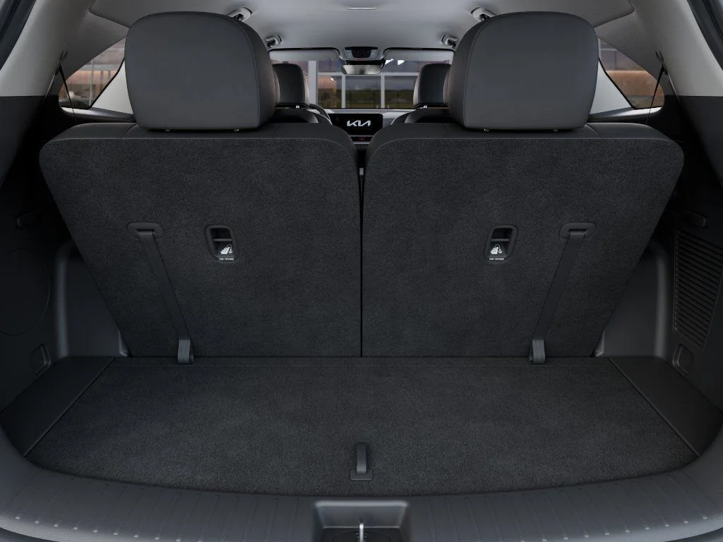 New 2026 Snow White Pearl Kia EX image 20