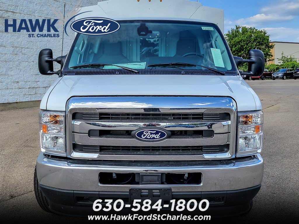 New 2027 Oxford White Ford E-350 SRW image 4