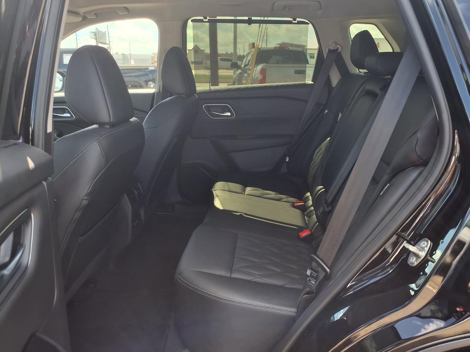 2026 Nissan Rogue Platinum Black at Robbins Nissan