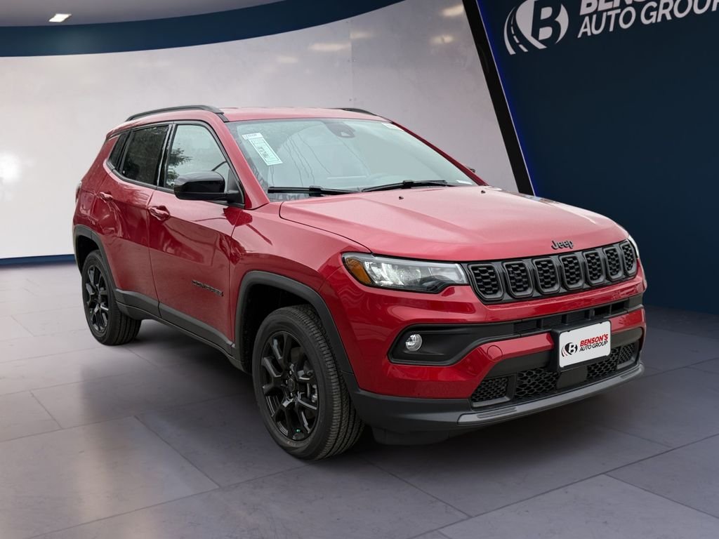 New 2026 Red Hot Pearl-Coat Exterior Paint Jeep Latitude image 7