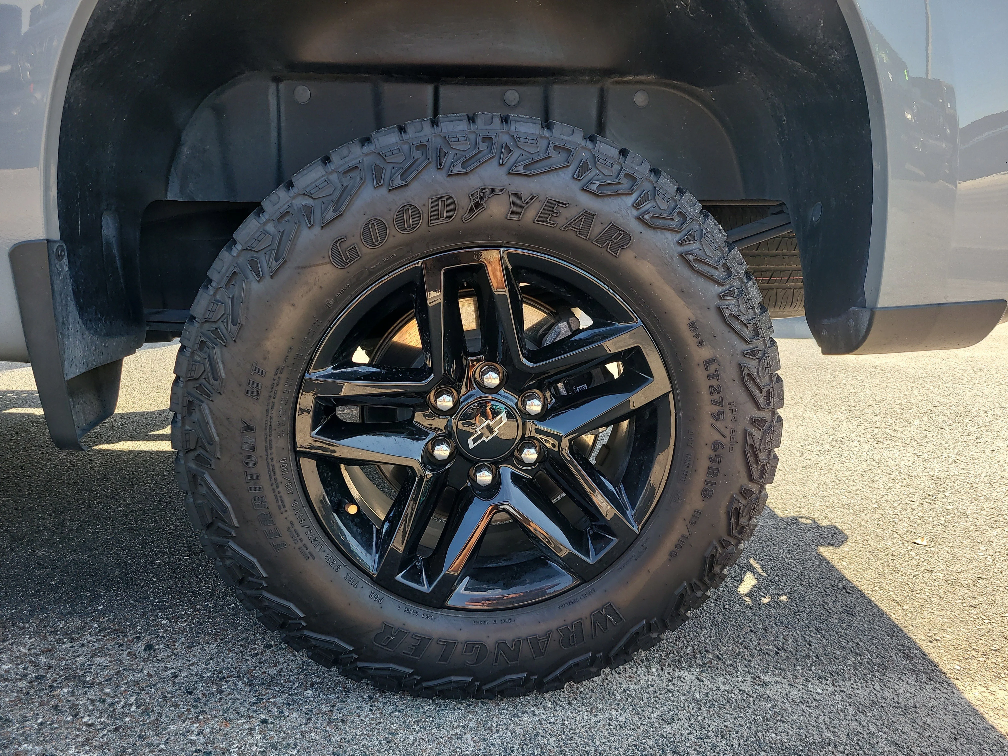 Used 2025 Slate Gray Metallic Chevrolet Custom Trail Boss image 9