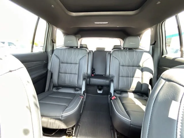 2026 Buick Enclave Avenir - Photo 38